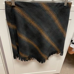 Fun and beautiful winter skirt.